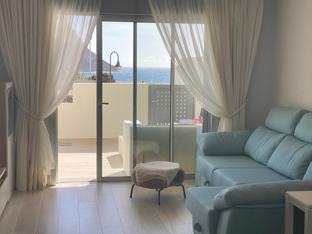 A Beautiful Apartment With A Beach View - La Tejita - El Medano Kültér fotó